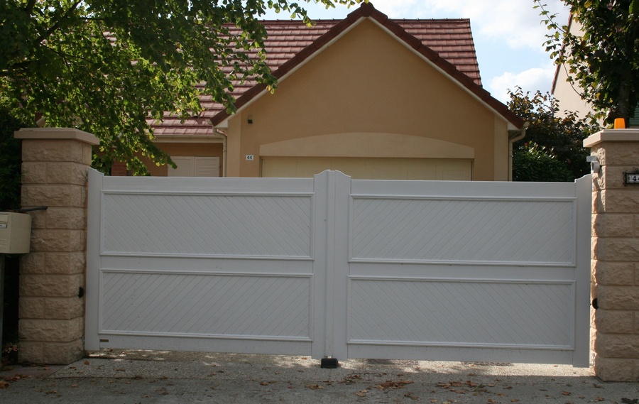 Nos modèles de portails PVC à Avignon