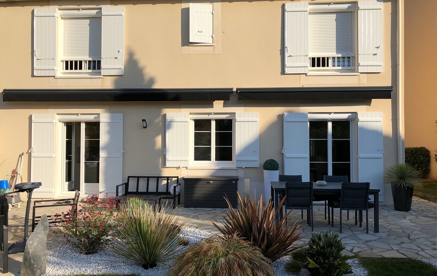 Volets battants classiques à Avignon