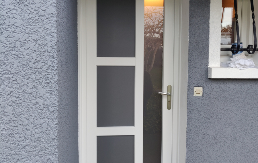 Notre gamme de portes d'entrée en PVC CLASSIQUE et PVC CONTEMPORAINE à Avignon